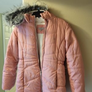 Puff winter coat by Calvin Klein Jeans. Color pink.